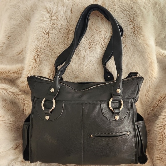 b. makowsky Leather Black Purse Bag Sachtel like new - Picture 2 of 15